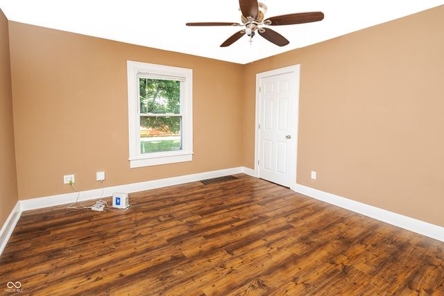 3224 W Mooresville Road, Indianapolis, IN 46221