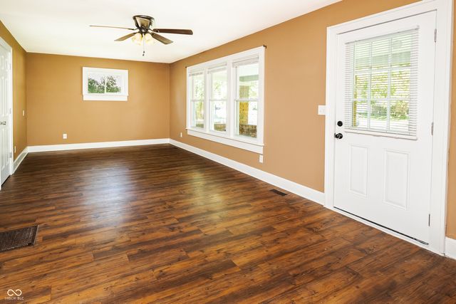 3224 W Mooresville Road, Indianapolis, IN 46221