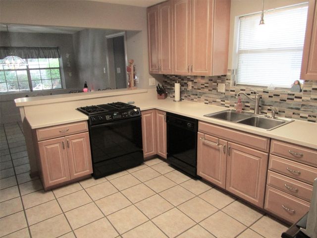 12139 Glenway Drive, Houston, TX 77070