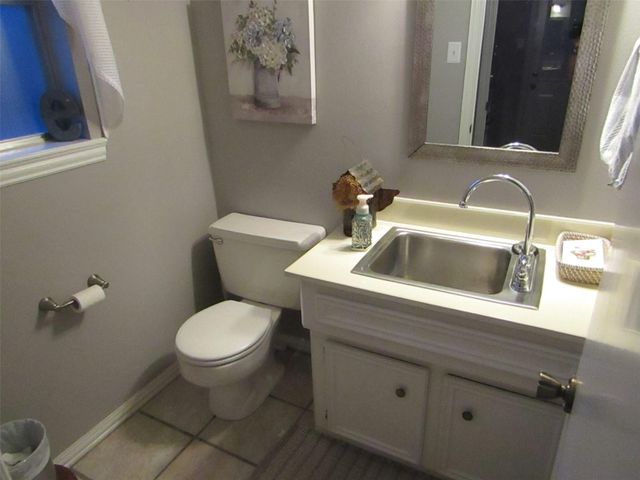 12139 Glenway Drive, Houston, TX 77070