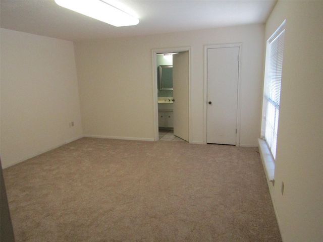12139 Glenway Drive, Houston, TX 77070