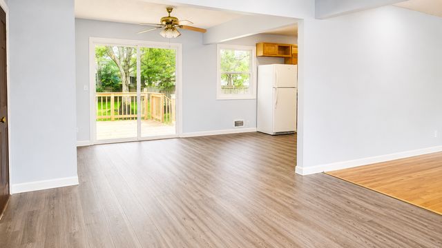 5901 Ewing Avenue N, Brooklyn Center, MN 55429