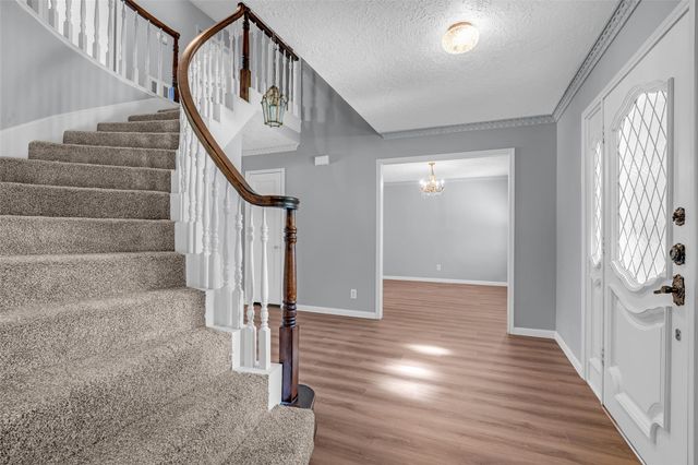 1302 Minchen Drive, Deer Park, TX 77536