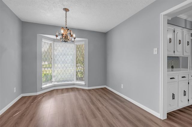 1302 Minchen Drive, Deer Park, TX 77536