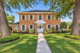 1302 Minchen Drive, Deer Park, TX 77536