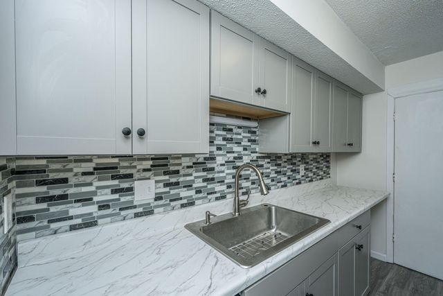 2494 Etiwan Avenue 2h, Charleston, SC 29414
