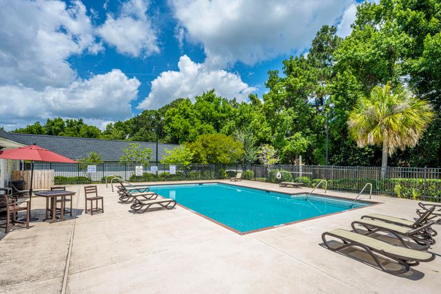 2494 Etiwan Avenue 2h, Charleston, SC 29414