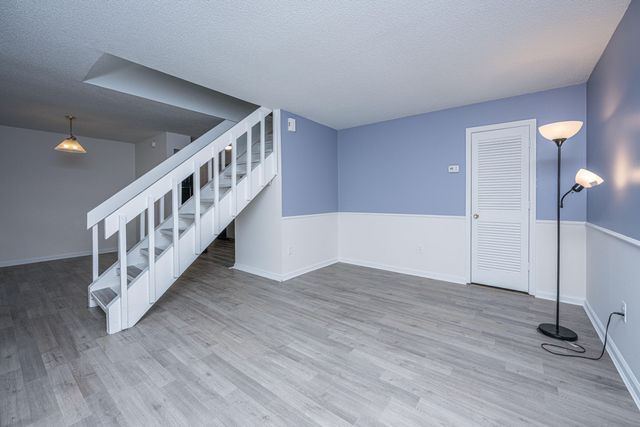 2494 Etiwan Avenue 2h, Charleston, SC 29414