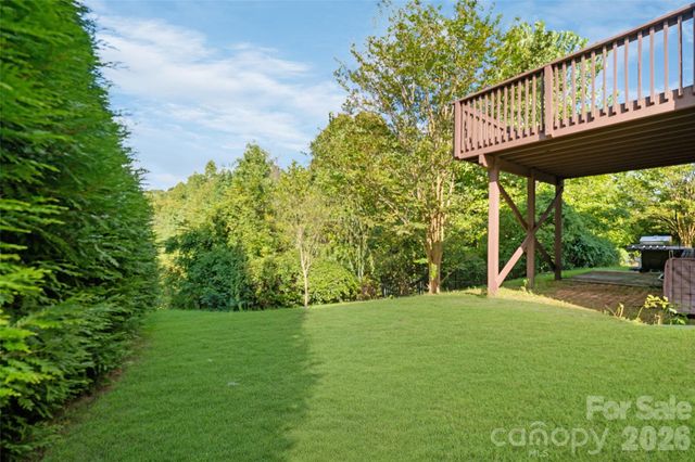2440 Flintshire Lane, Gastonia, NC 28056