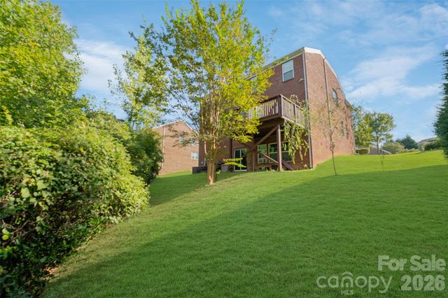 2440 Flintshire Lane, Gastonia, NC 28056