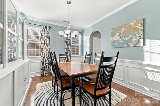 2440 Flintshire Lane, Gastonia, NC 28056