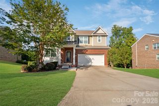 2440 Flintshire Lane, Gastonia, NC 28056