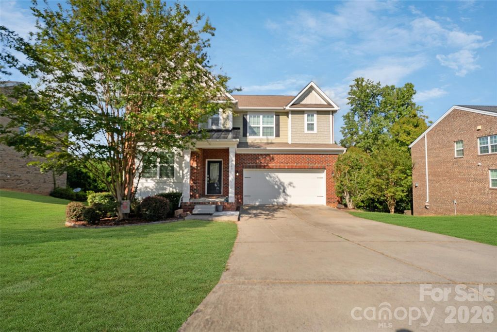 2440 Flintshire Lane, Gastonia, NC 28056
