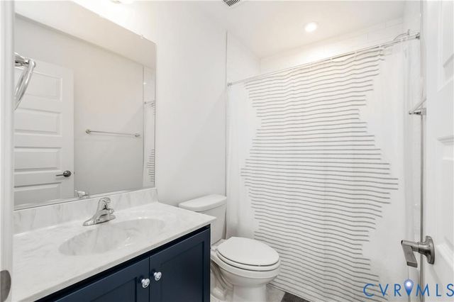 12221 Dutch Elm Cir, Midlothian, VA 23112