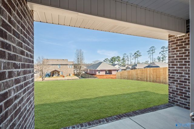 15450 Springbrook Trace, Athens, AL 35611