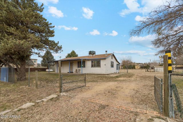 16578 W UNKNOWN MEXICAN Avenue, Kirkland, AZ 86332