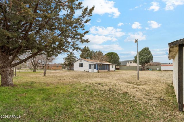 16578 W UNKNOWN MEXICAN Avenue, Kirkland, AZ 86332