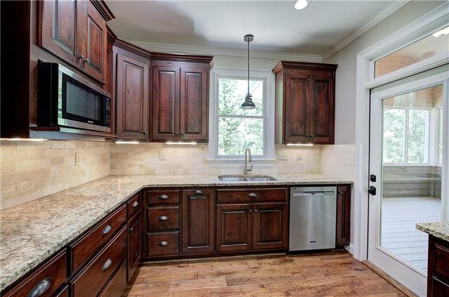 25 Mountain Creek Trail NE, Fairmount, GA 30139