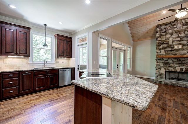 25 Mountain Creek Trail NE, Fairmount, GA 30139