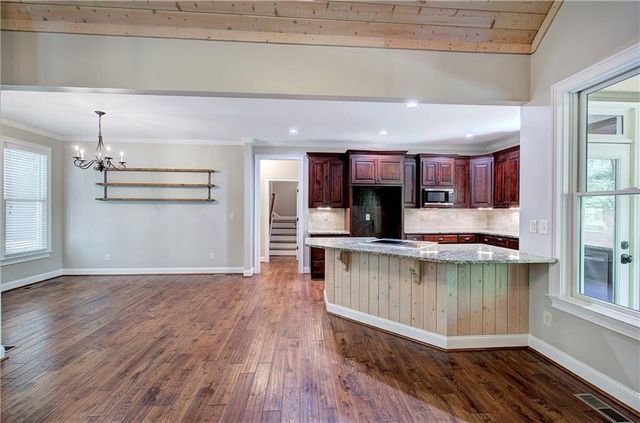 25 Mountain Creek Trail NE, Fairmount, GA 30139