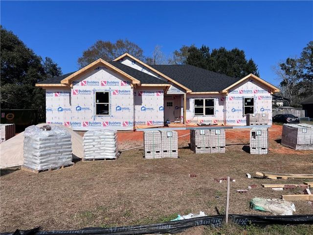 8200 Amanda Lane, Irvington, AL 36544