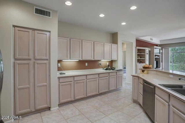 15323 W ROBERTSON Drive, Sun City West, AZ 85375