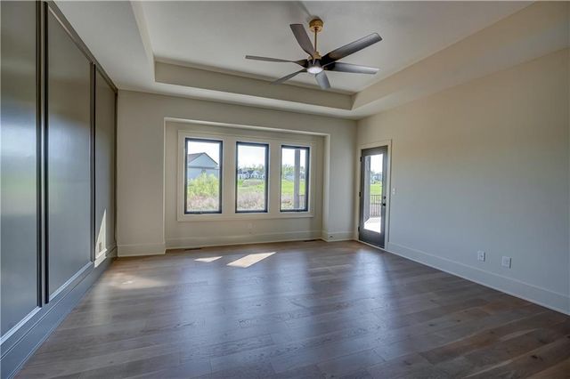 573 South Shore Drive, Lake Winnebago, MO 64034