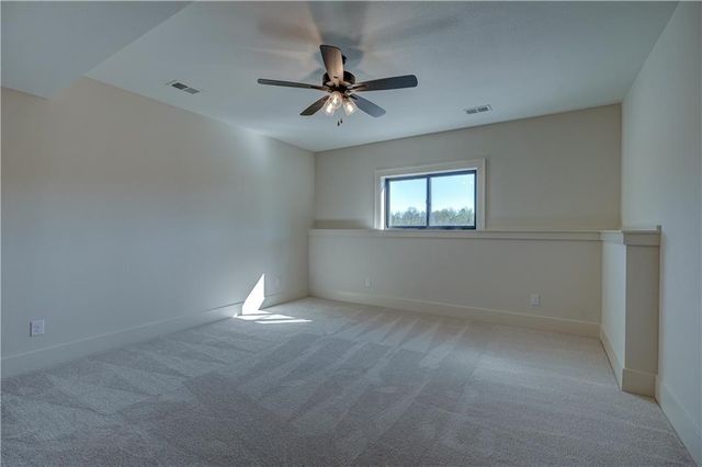 573 South Shore Drive, Lake Winnebago, MO 64034