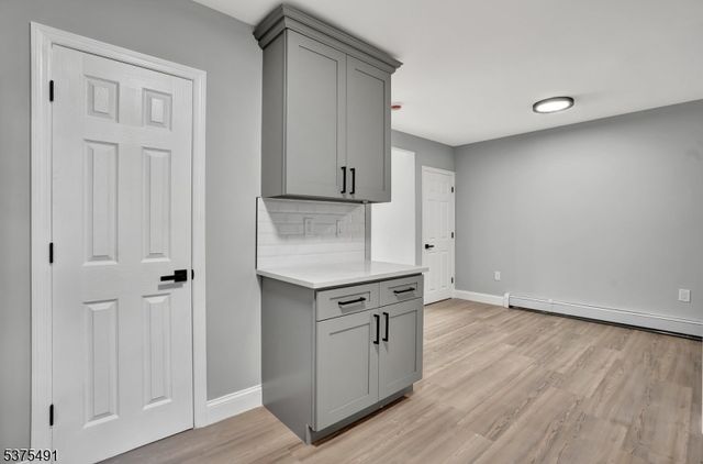 434 Halsted St, East Orange City, NJ 07018