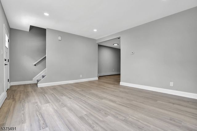 434 Halsted St, East Orange City, NJ 07018
