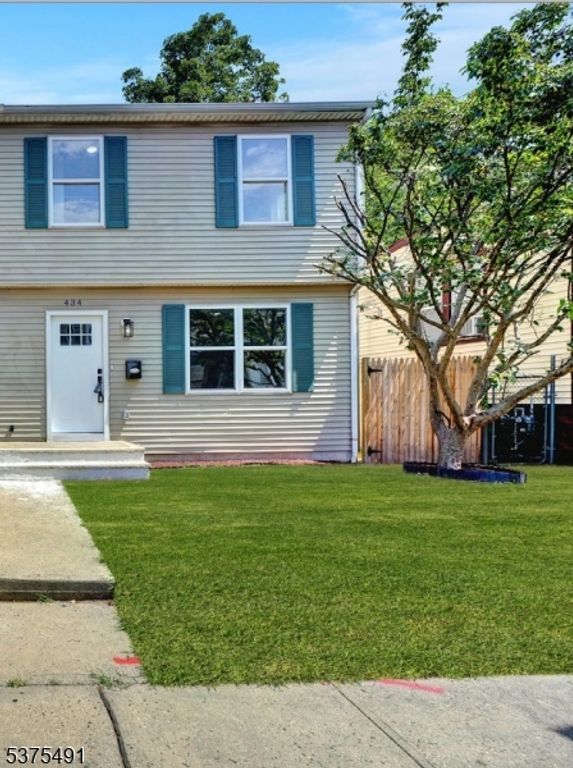 434 Halsted St, East Orange City, NJ 07018