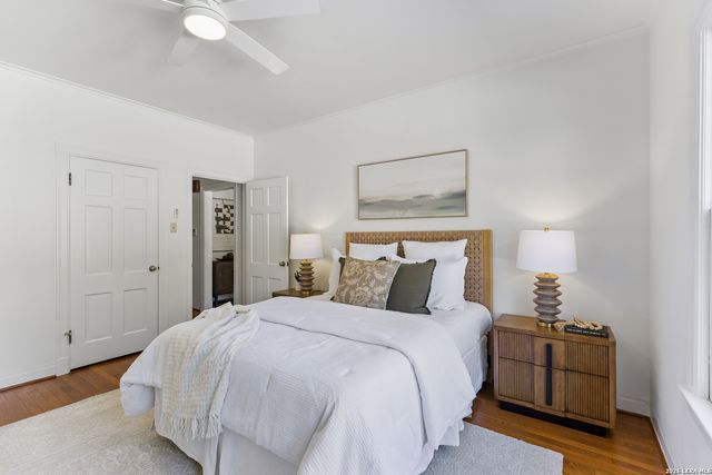 120 LAMONT AVE, Alamo Heights, TX 78209
