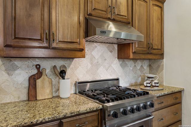 120 LAMONT AVE, Alamo Heights, TX 78209
