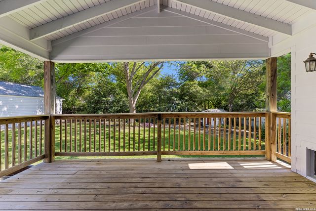 120 LAMONT AVE, Alamo Heights, TX 78209