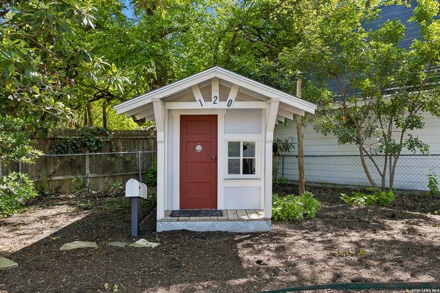 120 LAMONT AVE, Alamo Heights, TX 78209
