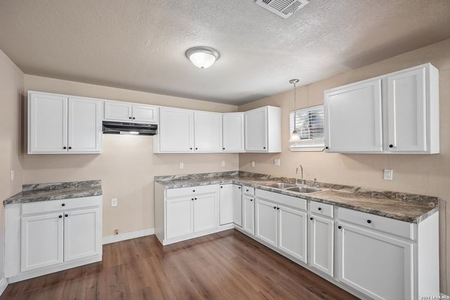 4324 MONTEREY ST, San Antonio, TX 78237