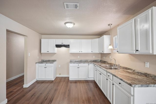 4324 MONTEREY ST, San Antonio, TX 78237