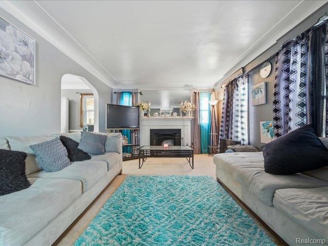 11323 Lansdowne Street, Detroit, MI 48224