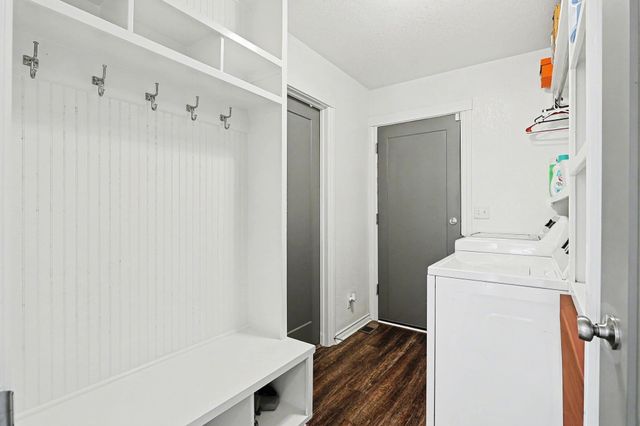 729 S Longbranch Dr, Maize, KS 67101