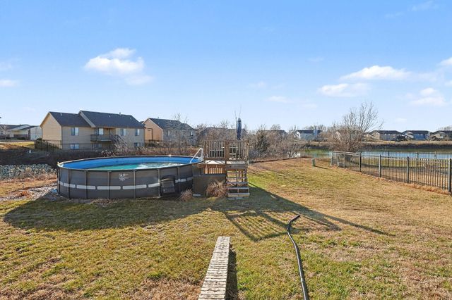 729 S Longbranch Dr, Maize, KS 67101