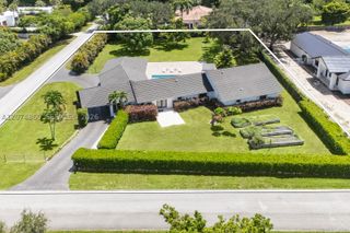 11601 SW 88th Ave, Miami, FL 33176