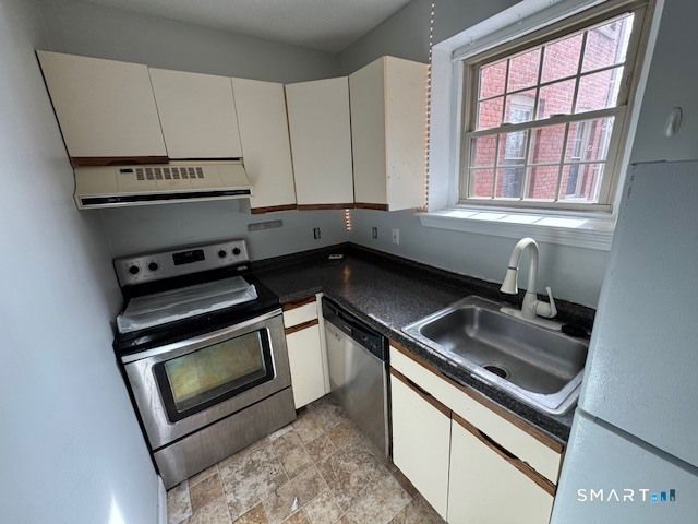 1 Russell Street APT 18, Middletown, CT 06457