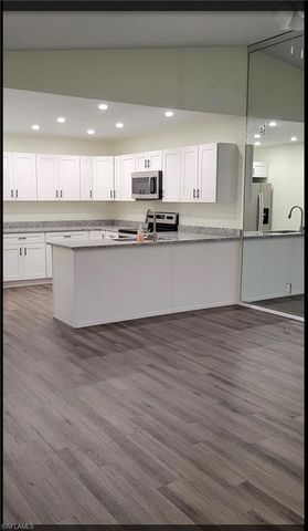 5622 Foxlake DR, North Fort Myers, FL 33917