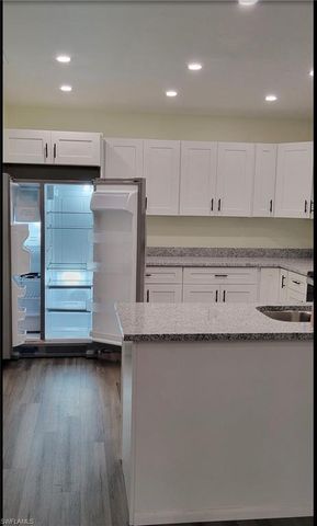 5622 Foxlake DR, North Fort Myers, FL 33917