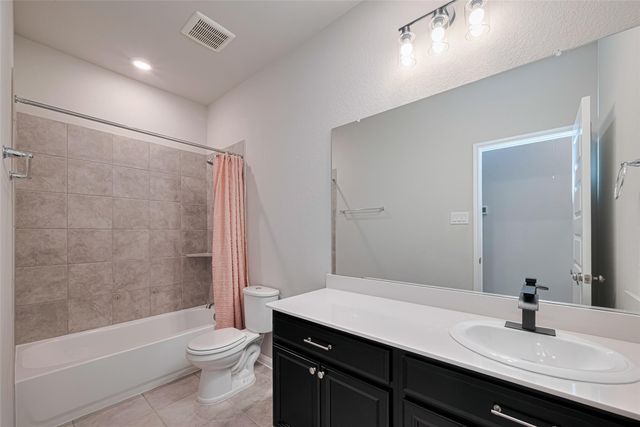 10005 Hermann Trace, Texas City, TX 77591