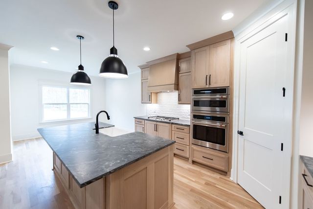 615 Hollow Wood Trl, Mount Juliet, TN 37122