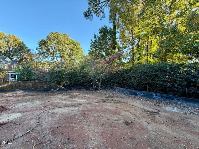 6832 Greystone Drive, Raleigh, NC 27615