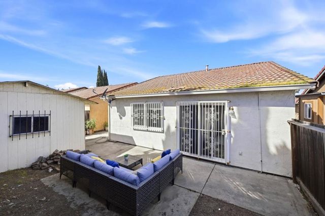 2130 Nottoway Avenue, San Jose, CA 95116