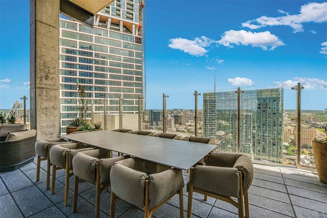 610 Davis ST 2404, Austin, TX 78701