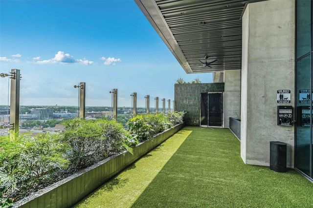 610 Davis ST 2404, Austin, TX 78701